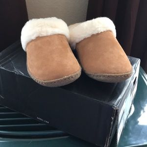 Sorel slippers